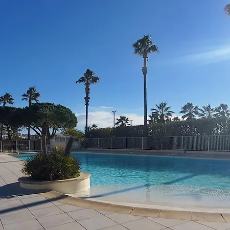 Cap Hermes, Incroyable Vue Sur Le Port, Apartamento Fréjus