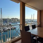 Cap Hermes, Incroyable Vue Sur Le Port, Lejlighed